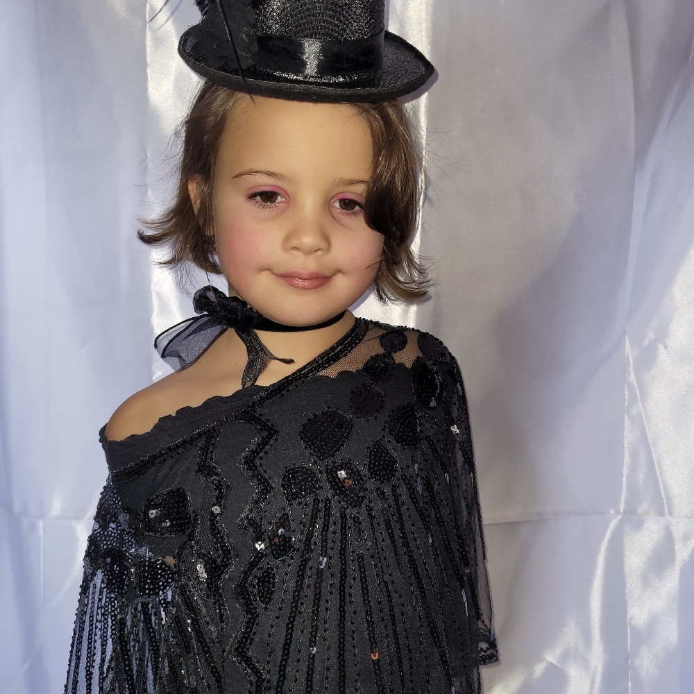 Black Pageant topper - Picture 5 of 6